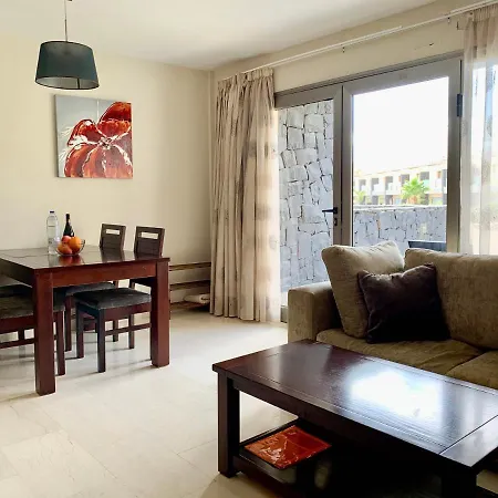 Townhouse 3 Bedrooms On The First Line * サンミゲル・デ・アボナ