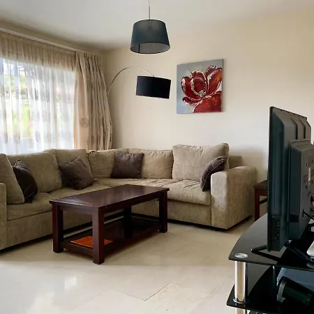 Townhouse 3 Bedrooms On The First Line サンミゲル・デ・アボナ