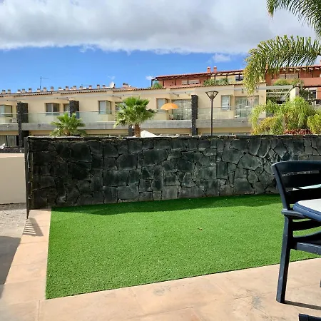 Townhouse 3 Bedrooms On The First Line * サンミゲル・デ・アボナ