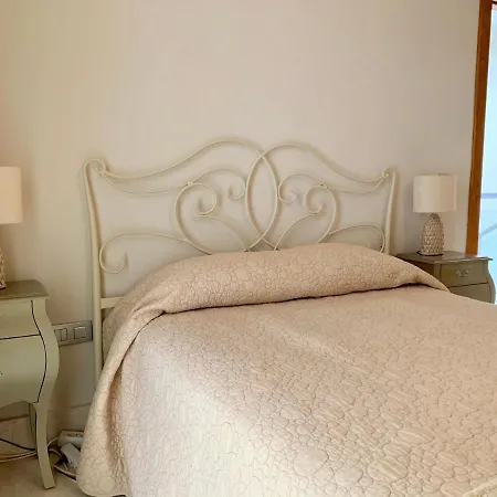 Сasa de vacaciones Townhouse 3 Bedrooms On The First Line *