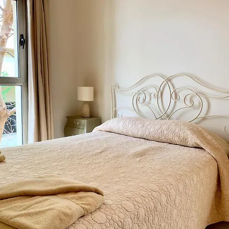 Townhouse 3 Bedrooms On The First Line Сasa de vacaciones *