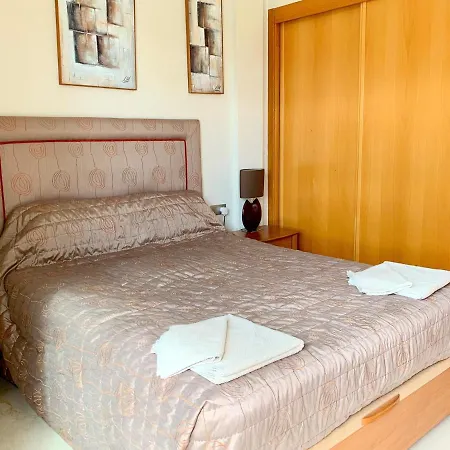 Vakantiehuis Townhouse 3 Bedrooms On The First Line